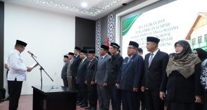 Hari ini,13 Pejabat Pimpinan Tinggi Pratama dan 17 Pejabat Fungsional Pemerintah Kabupaten Aceh Tamiang Di Lantik Bupati.